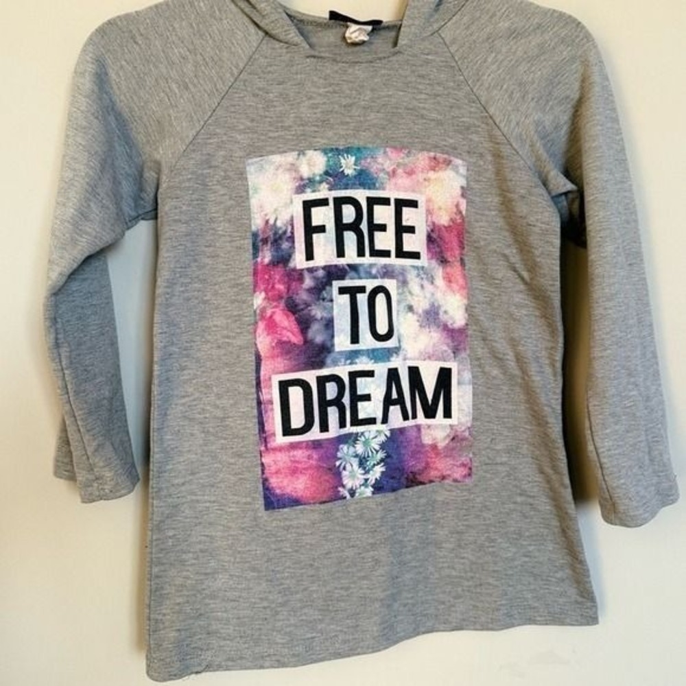 Miss Popular Girls Gray Hoodie "Free to Dream" – Youth Large